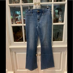 Chicos So-Slimming Girlfriend Flare Jeans 👖 Size 0.0